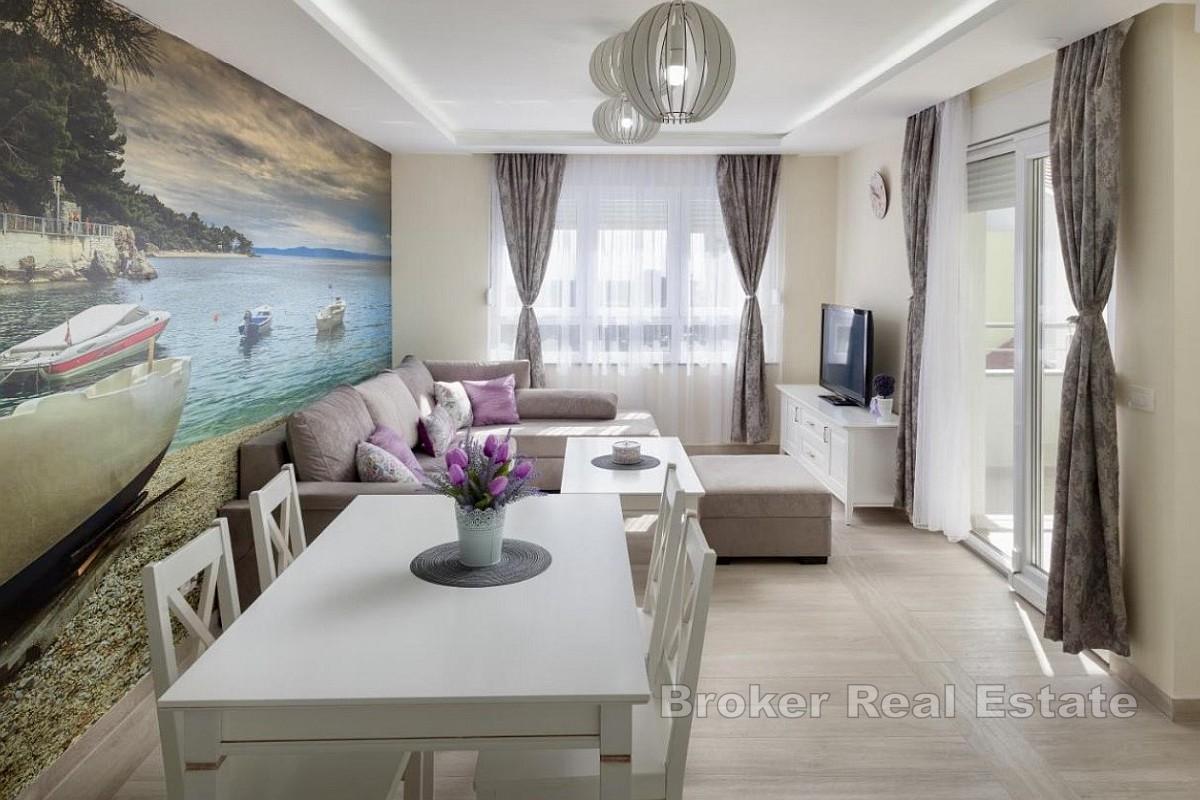 Moderne Zwei-Zimmer-Wohnung mit Stellplatz