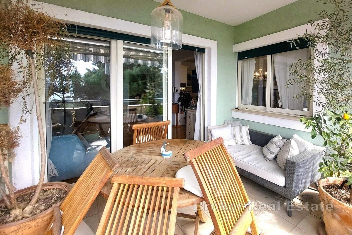 Appartement spacieux avec balcon et garage