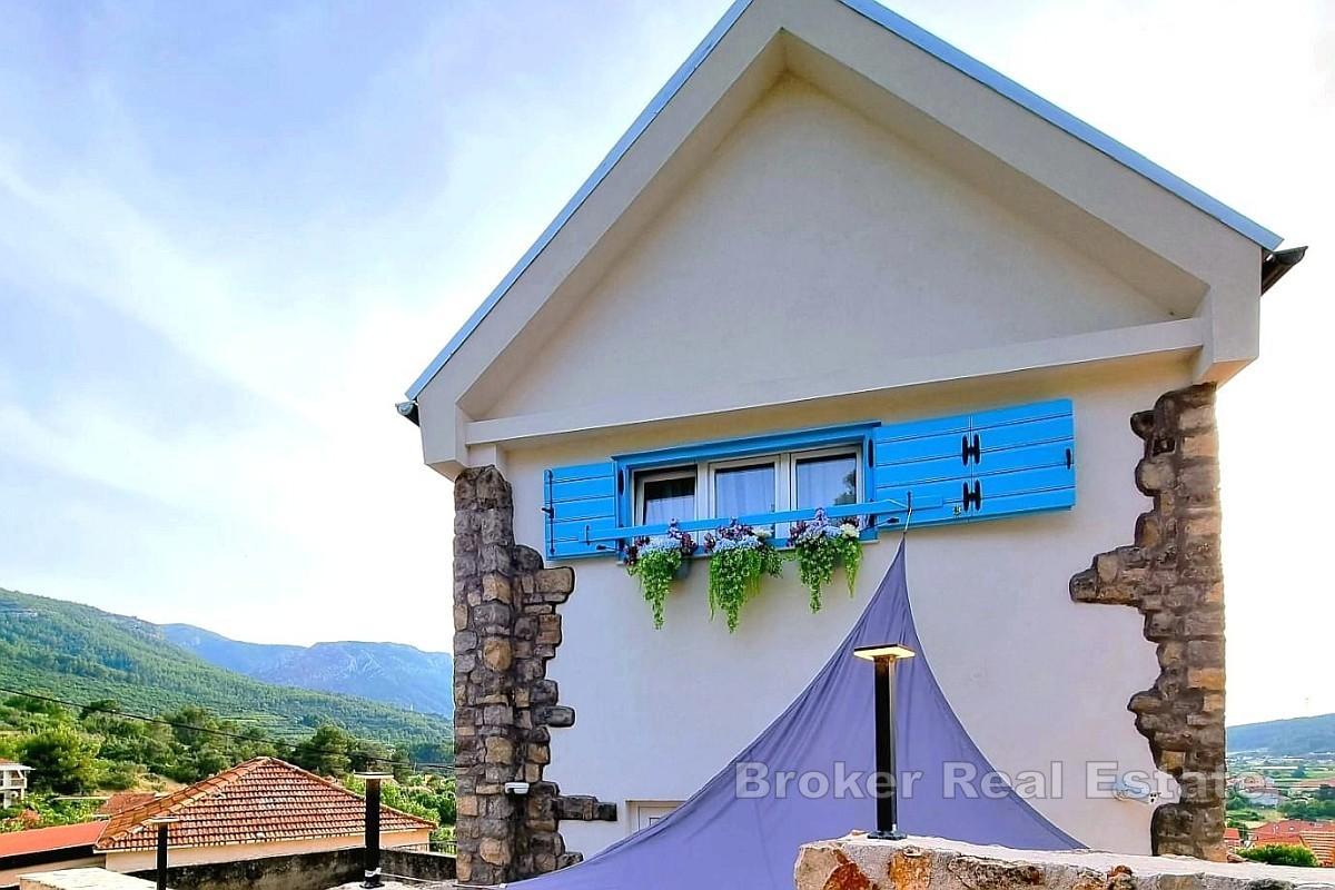Splendida casa con due unità abitative e vasca idromassaggio