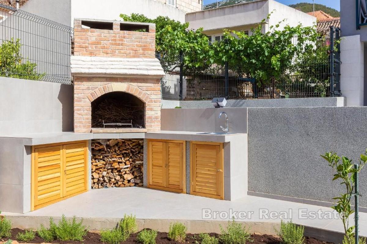 Casa nel centro della città - 3 appartamenti e un cortile