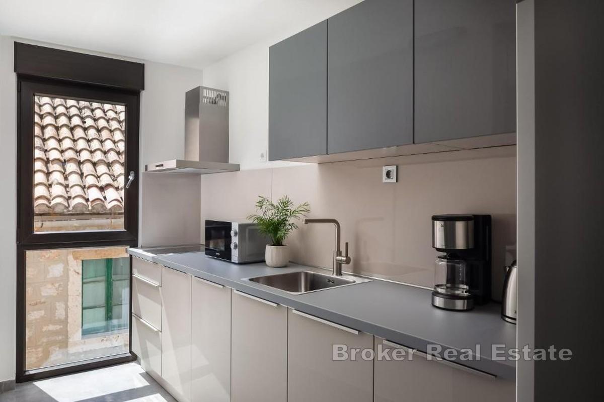Casa nel centro della città - 3 appartamenti e un cortile