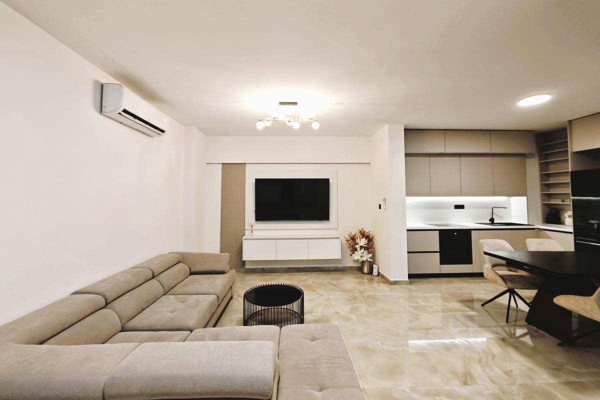 Elegante appartamento recentemente ristrutturato a Žnjan