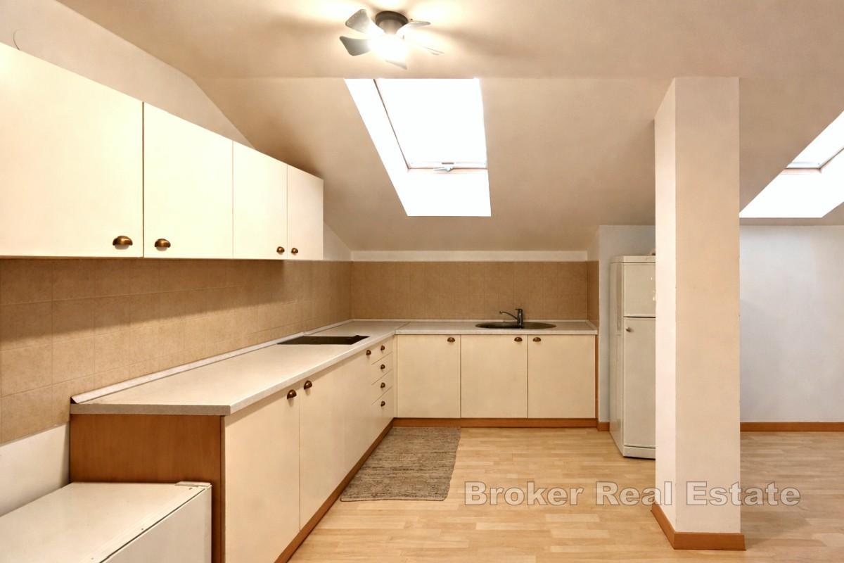 Dvoupokojový apartmán ve Vrbosce - blízko moře a centra