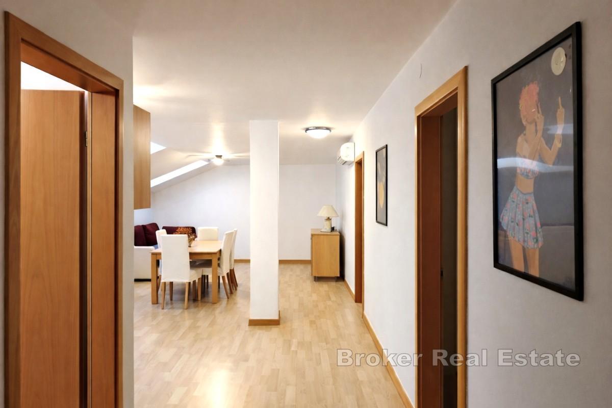Dvoupokojový apartmán ve Vrbosce - blízko moře a centra