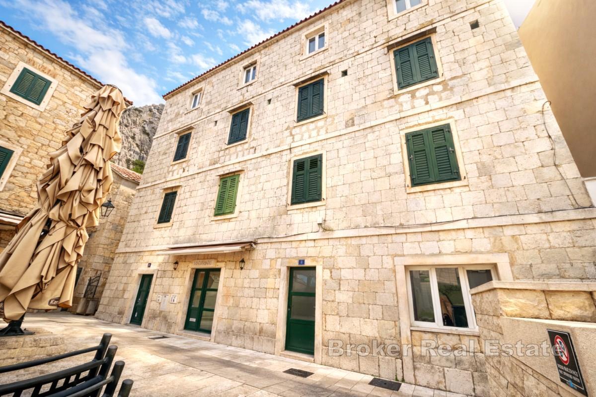 Stenhus i centrala Omiš