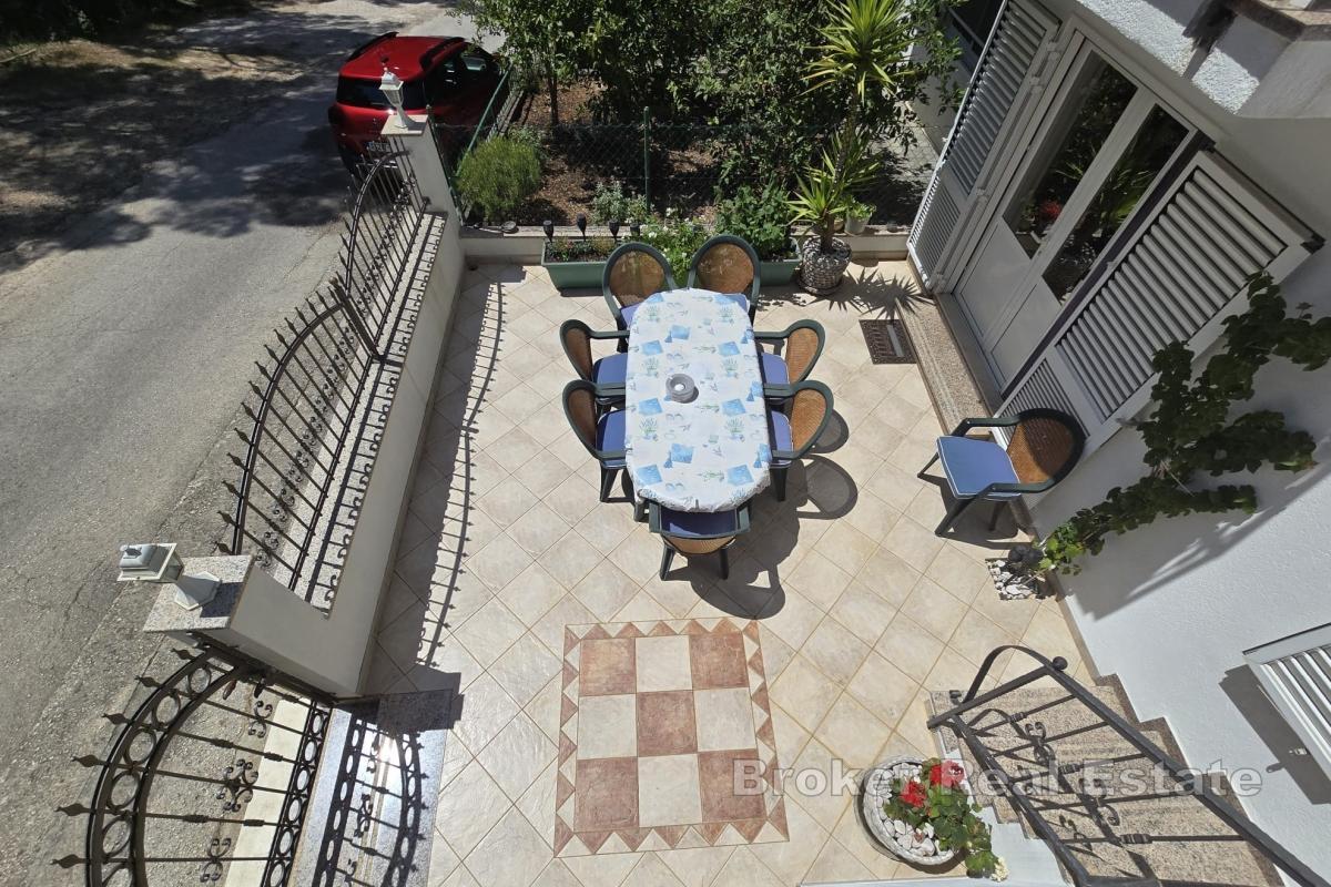 Krásný rodinný dům s apartmány u moře