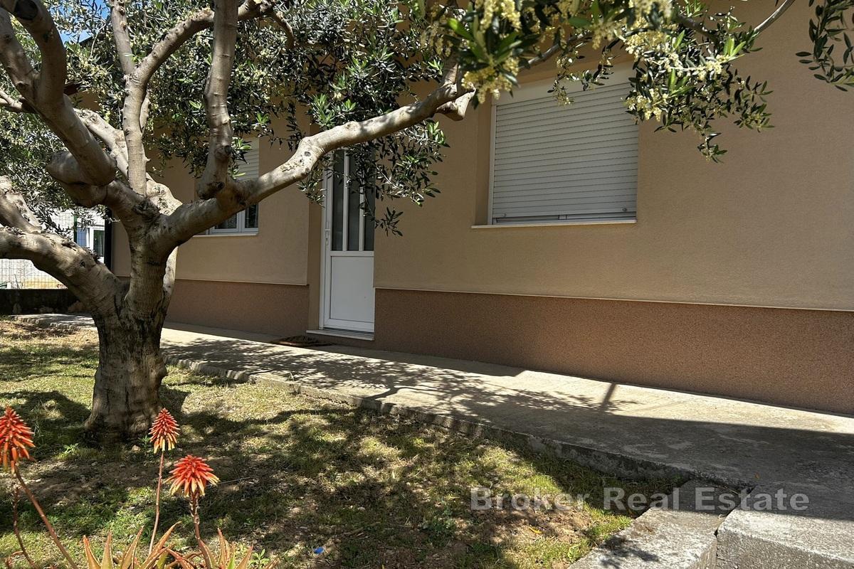 Haus mit Garage und Garten in bester Lage in Split