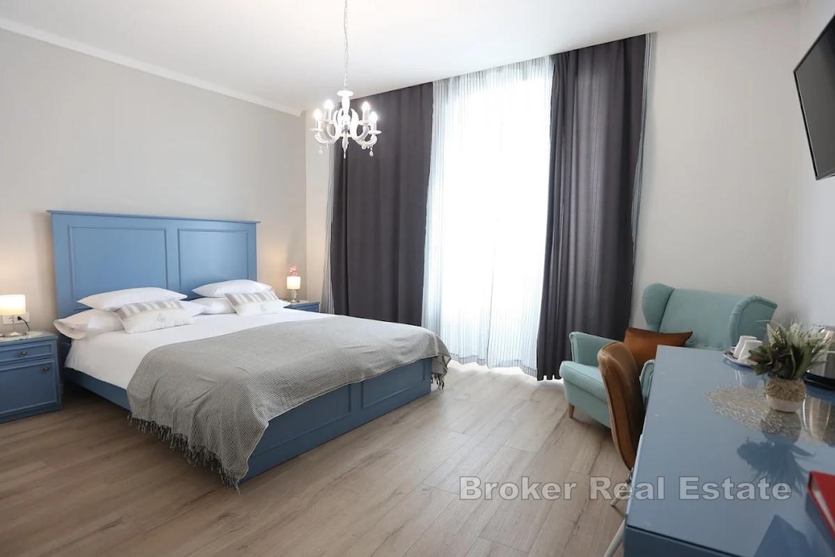 Propriété de charme avec 9 chambres design dans le centre historique