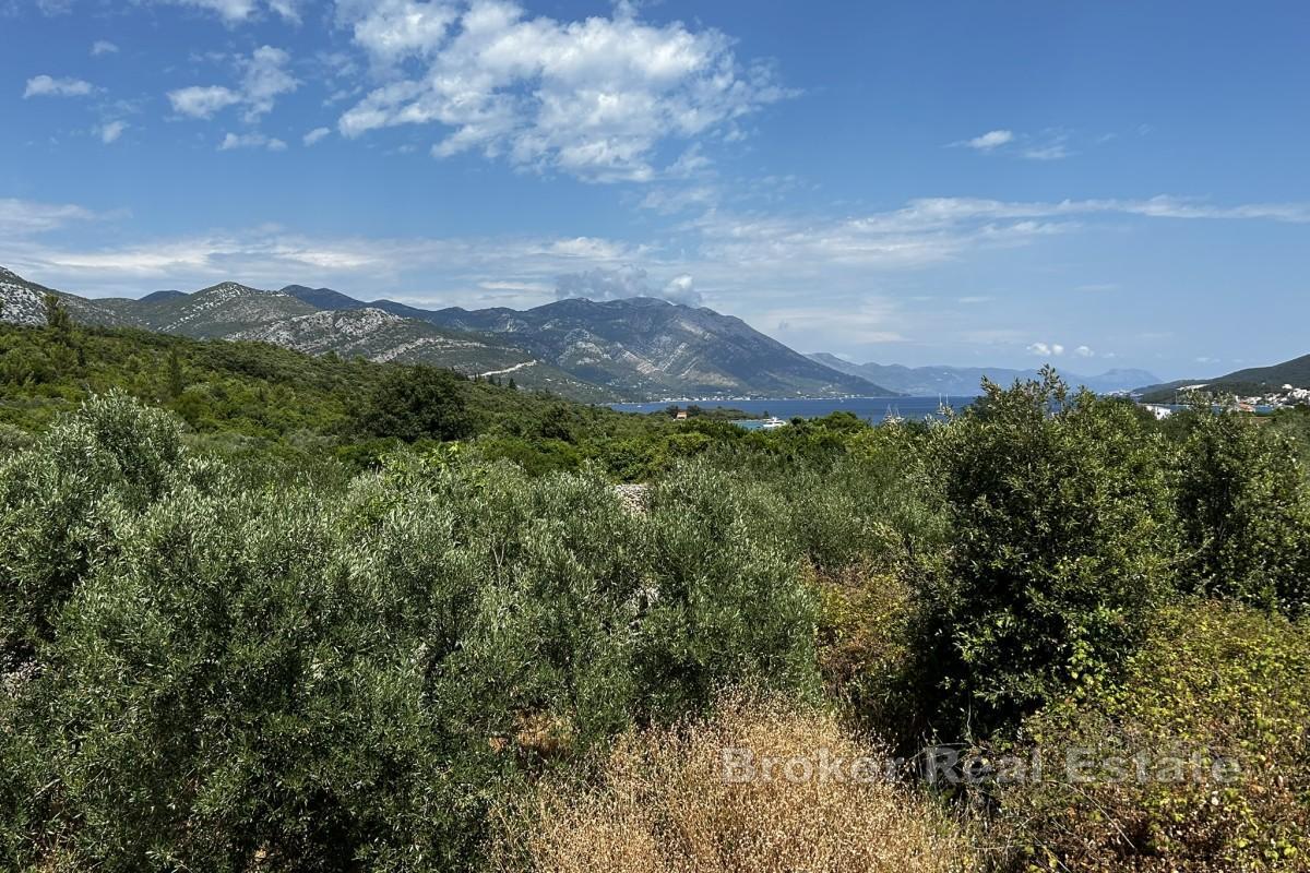 Terrain à bâtir avec vue panoramique sur la mer