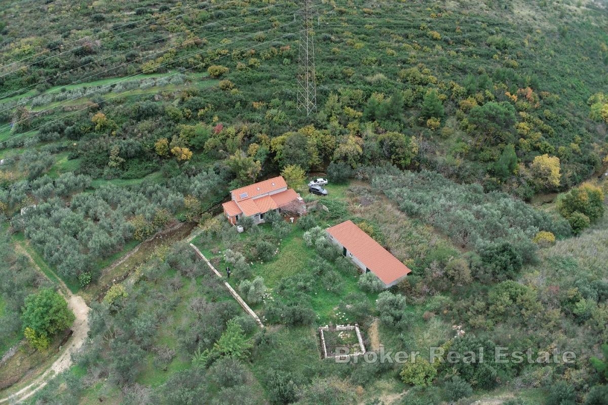 Authentisches Steinhaus inmitten der Natur