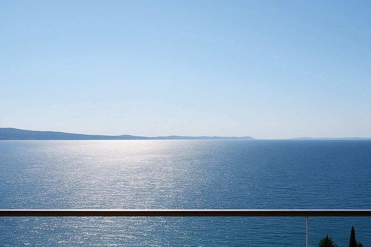 001-2052-93r-Omis-One-bedroom-apartment-near-the-sea-for-sale