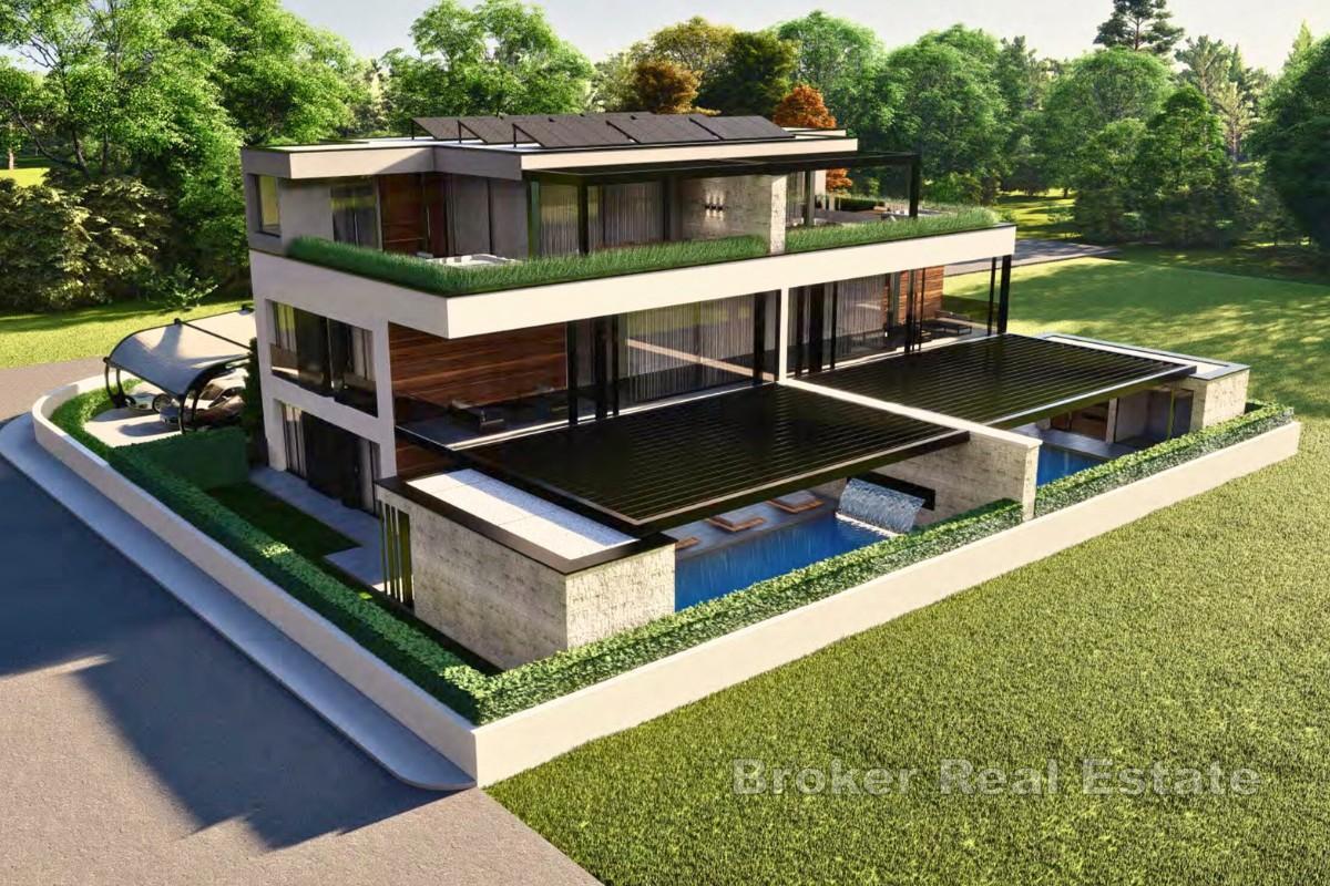 Luxuriöse moderne Villa mit Swimmingpool in Meeresnähe