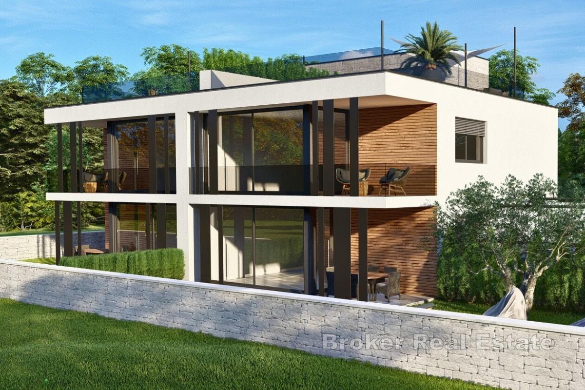 Luxuriöse moderne Villa mit Swimmingpool in Meeresnähe