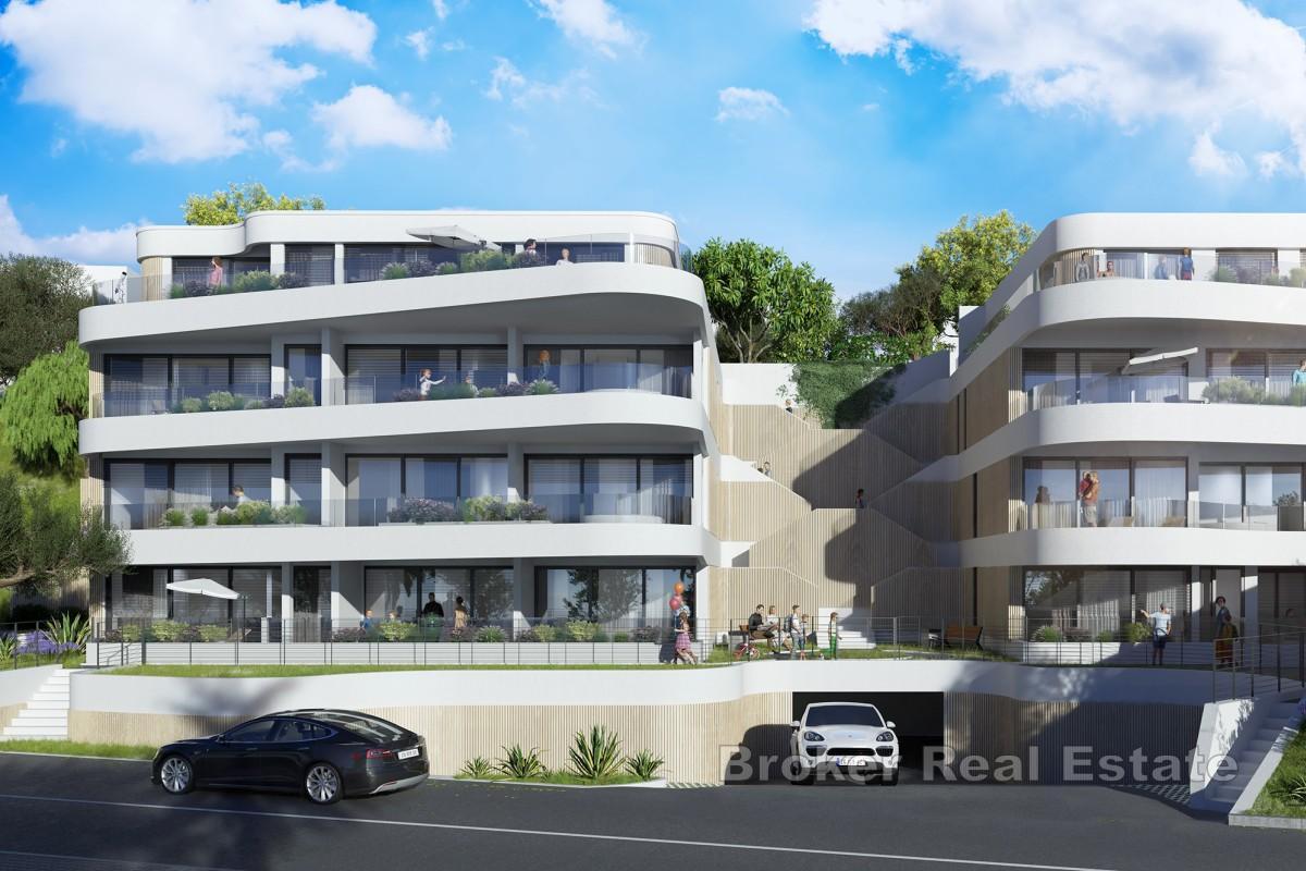 Lussuoso appartamento al piano terra con terrazza e jacuzzi