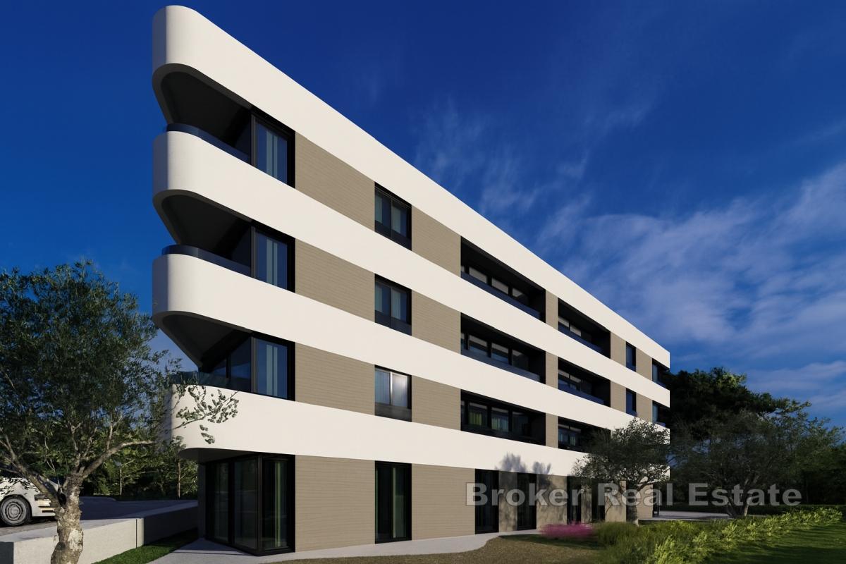 Moderno appartamento con terrazza e vista mare