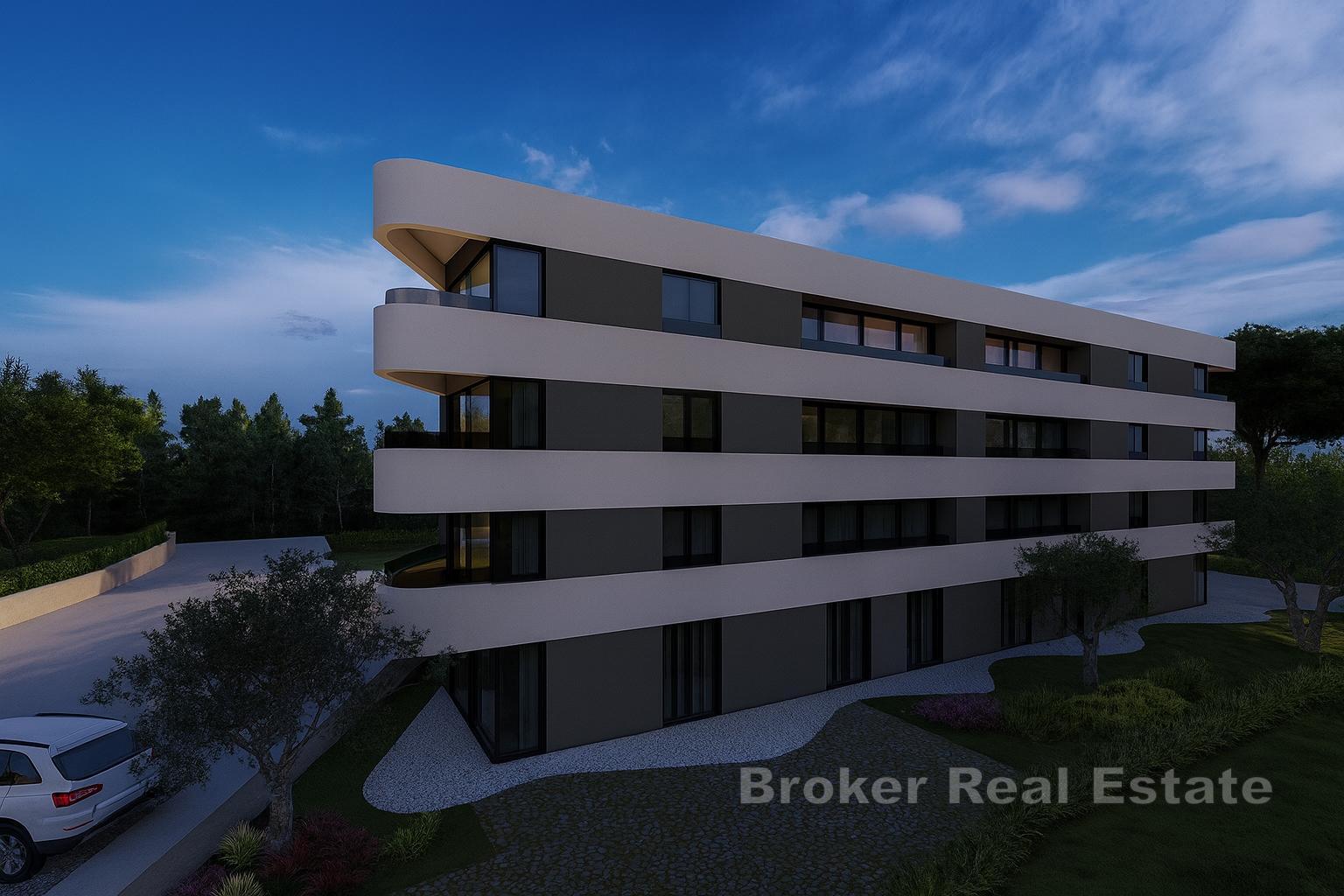Moderno appartamento con terrazza e vista mare