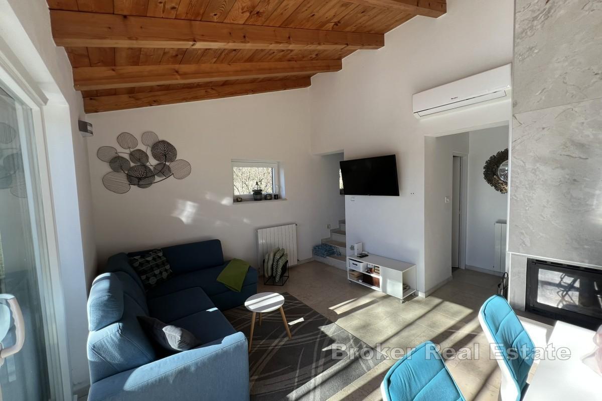 Villa de luxe avec piscine et jardin clos dans un cadre paisible