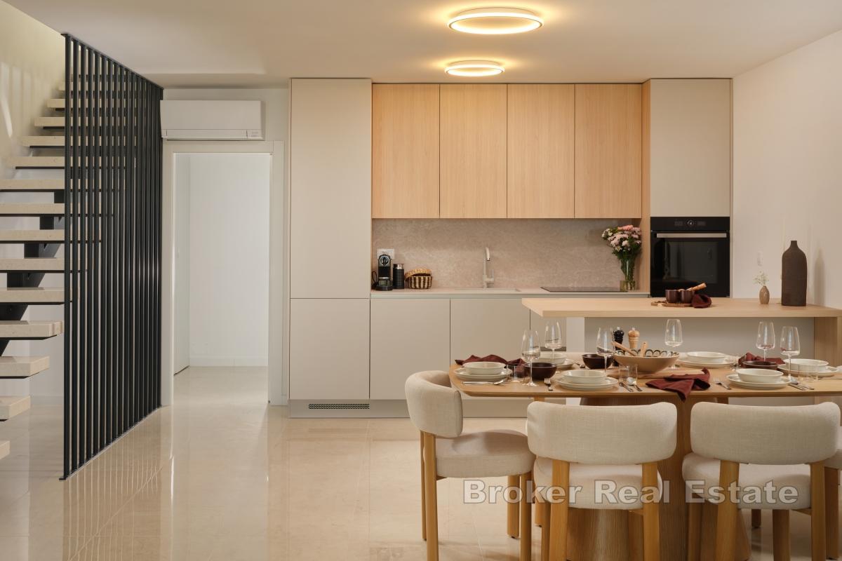 Appartement exclusif en duplex dans une villa de luxe avec piscine privée