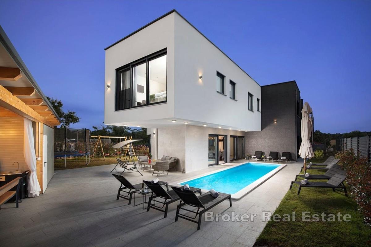 Exklusive Villa mit Pool