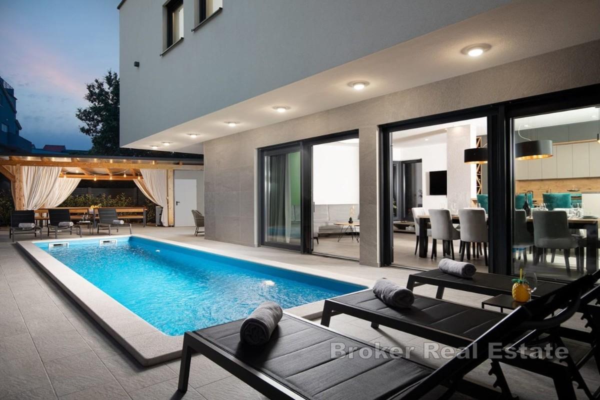 Exklusive Villa mit Pool