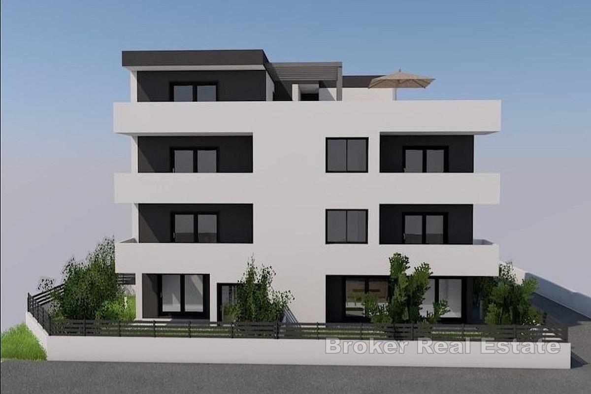 Moderno appartamento in un nuovo edificio con vista mare