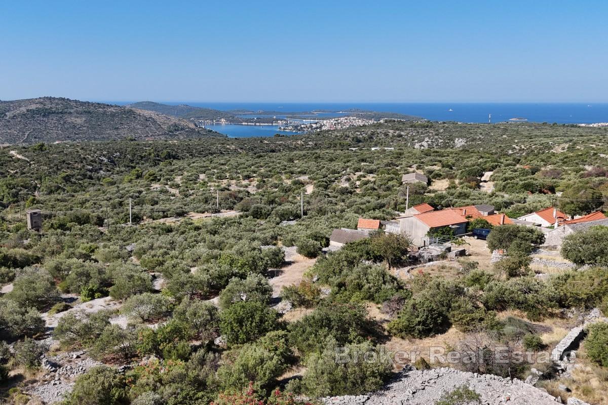 Prilika za razvoj s panoramskim pogledom na obalu