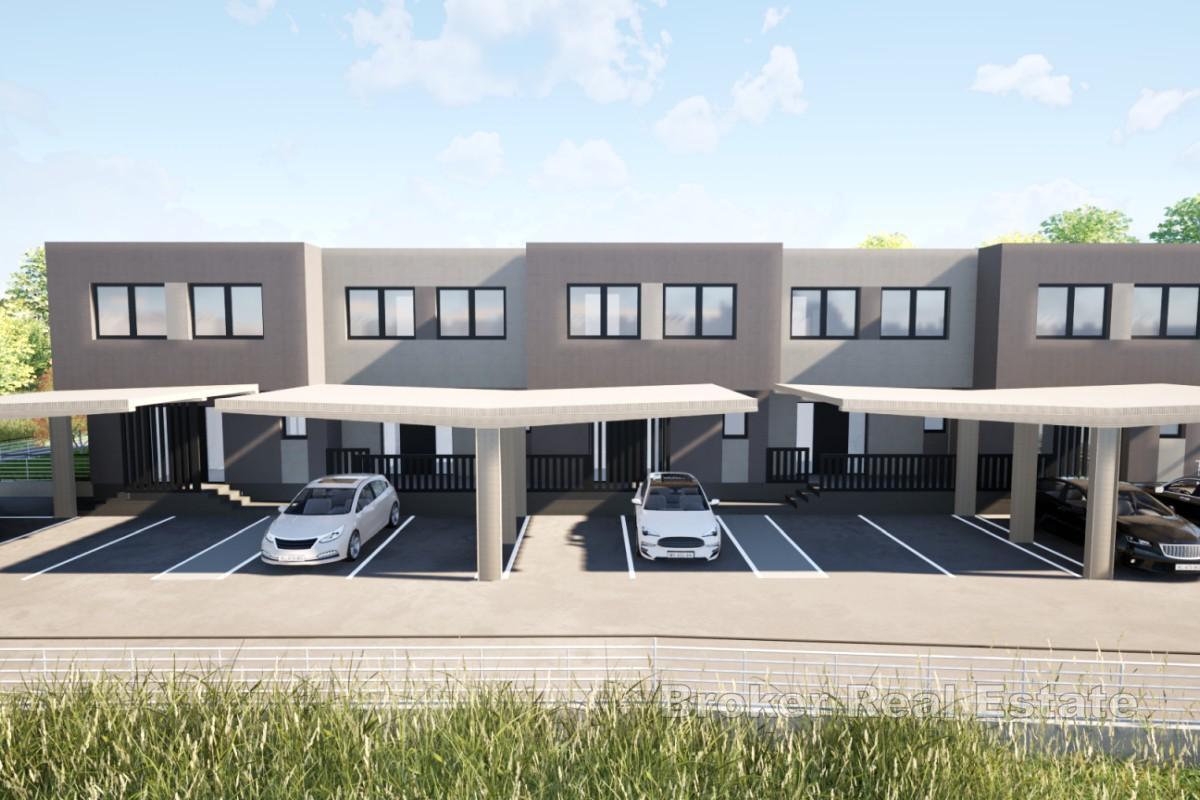 Casa a risparmio energetico con terrazza