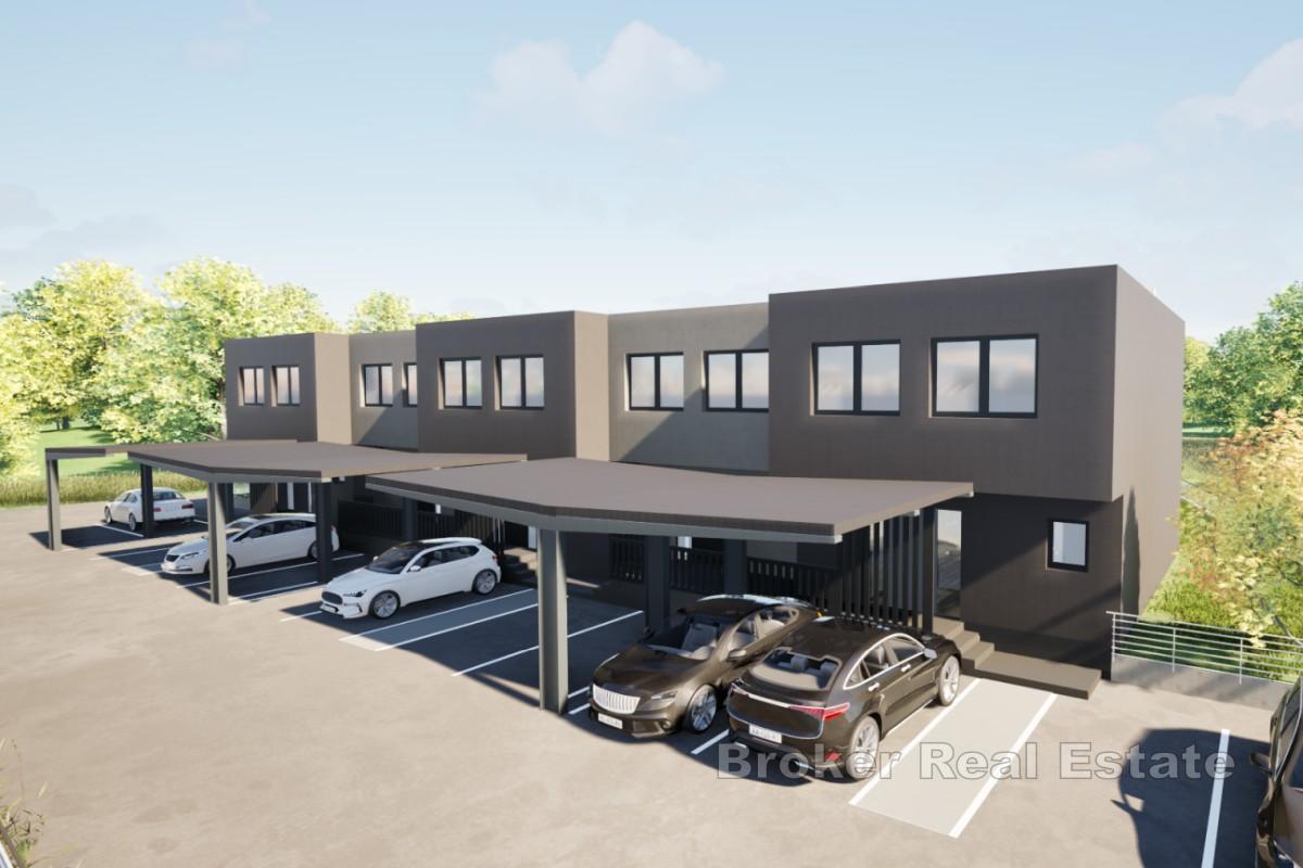 Casa a risparmio energetico con terrazza