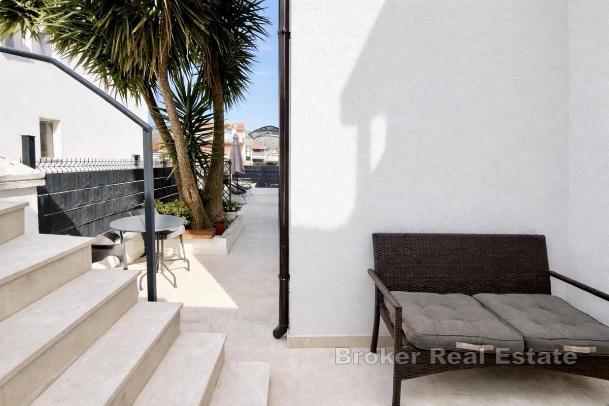 Splendido condominio arredato con 6 unità
