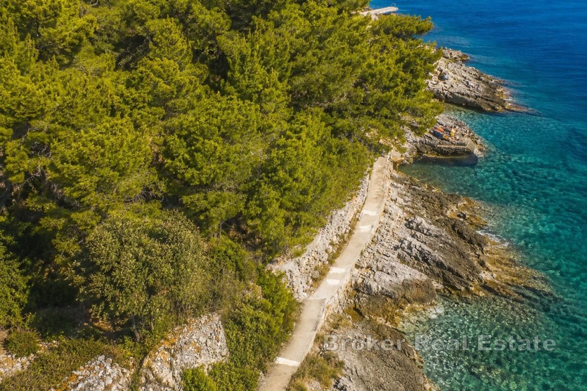 Terreno edificabile in riva al mare in una posizione privilegiata