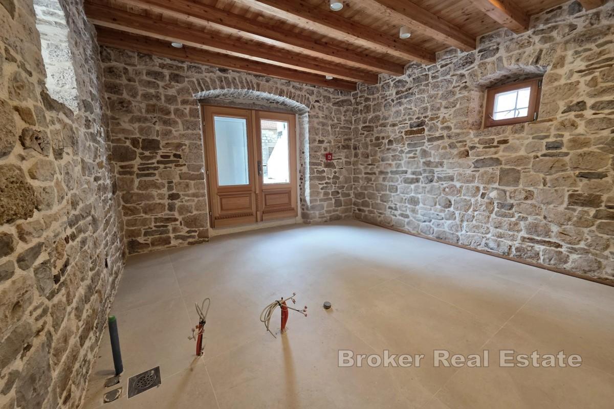 Espace de bureaux entièrement rénové à proximité du front de mer