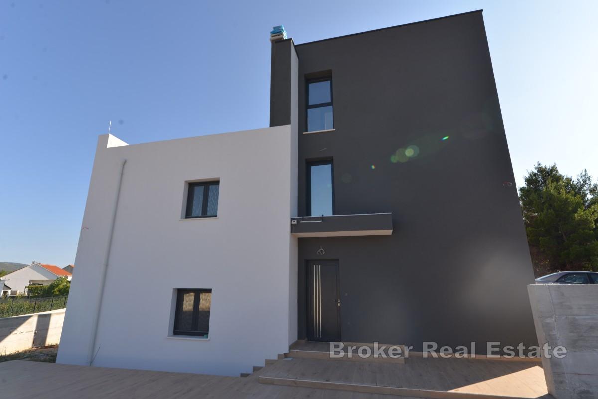 Villa avec vue mer, en construction