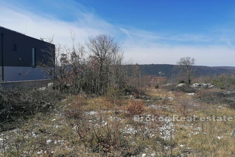 Terreno edificabile con vista mare