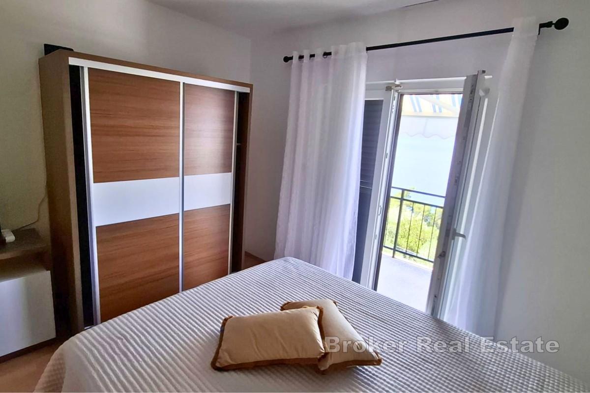 Zwei-Zimmer-Apartment mit Meerblick