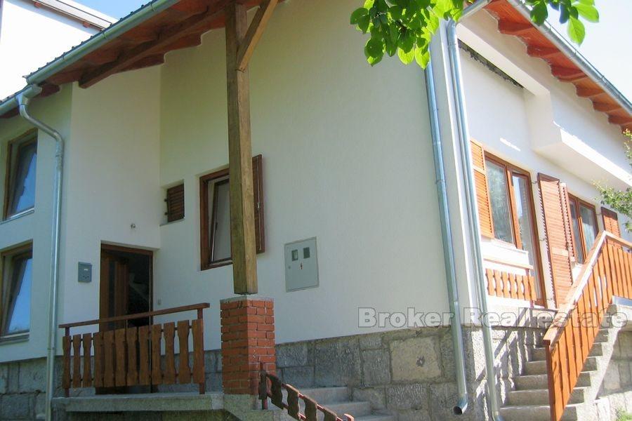 Maison / Villa, jolie maison récente sur magnifique emplacement