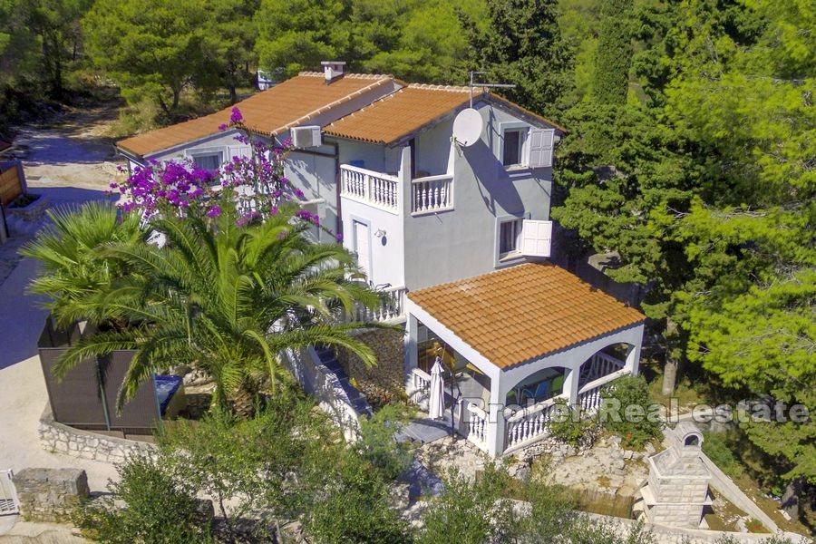 Palazzina con vista mare