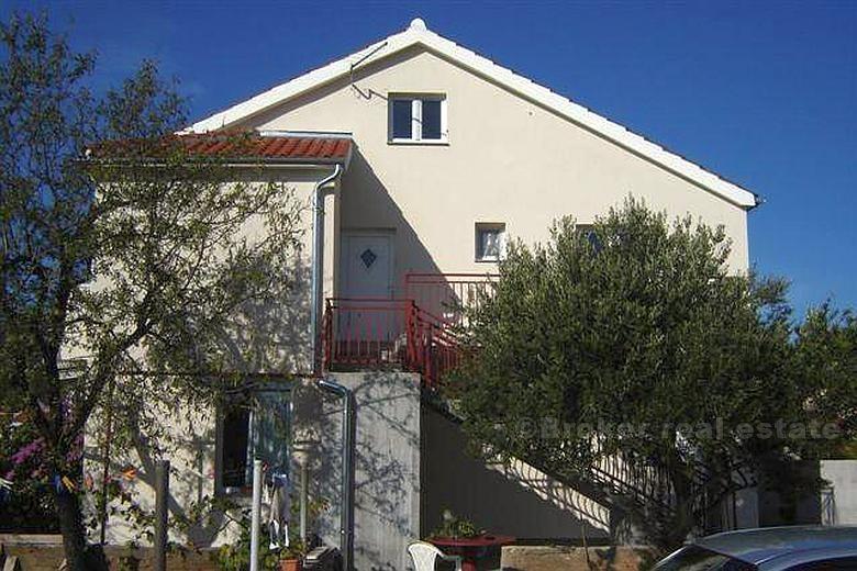 Kuća / vila, u uvali, prvi red do mora