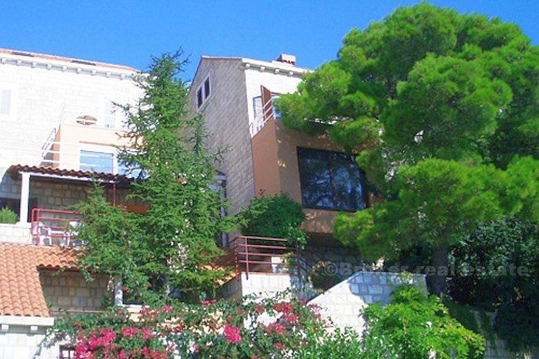 Kuća / Vila, Predivna moderna vila smještena u blizini centra grada, na prodaju