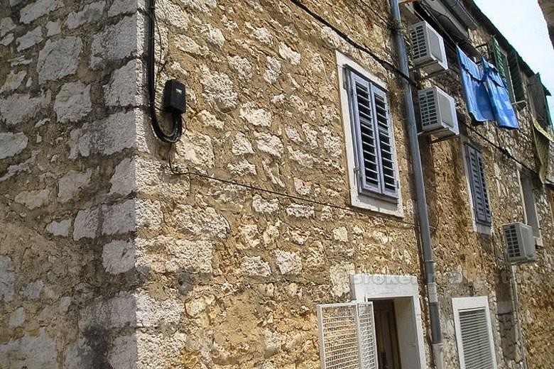 Hus / Villa, renovert gammel Dalmatian huset, for salg