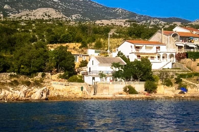 Hus / Villa i første rad til sjø, til salgs
