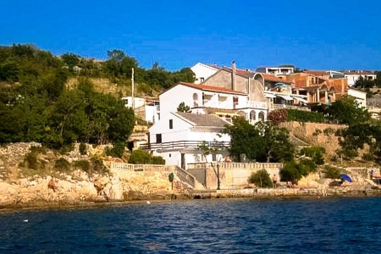 Hus / Villa i første rad til sjø, til salgs