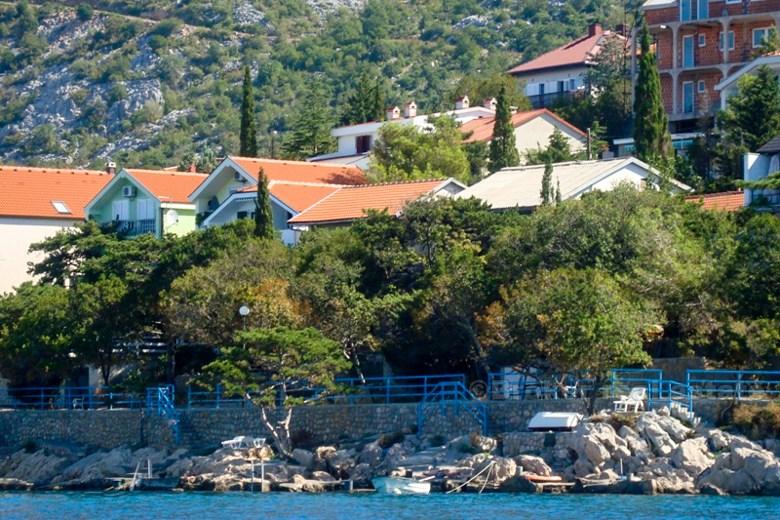 Casa / villa prima fila al mare, con ormeggio per la barca piccola