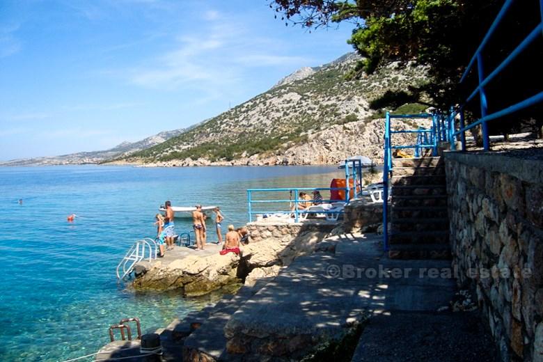 Casa / villa prima fila al mare, con ormeggio per la barca piccola