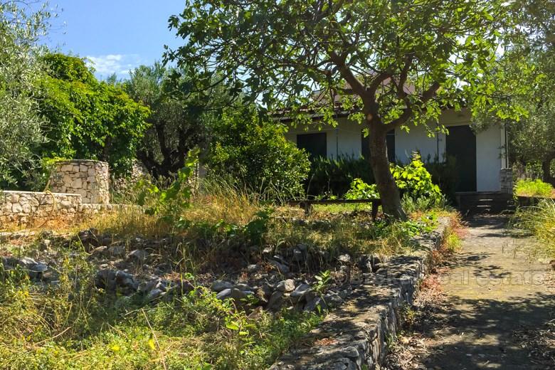 Maison / villa, un étage, première rangée de la mer
