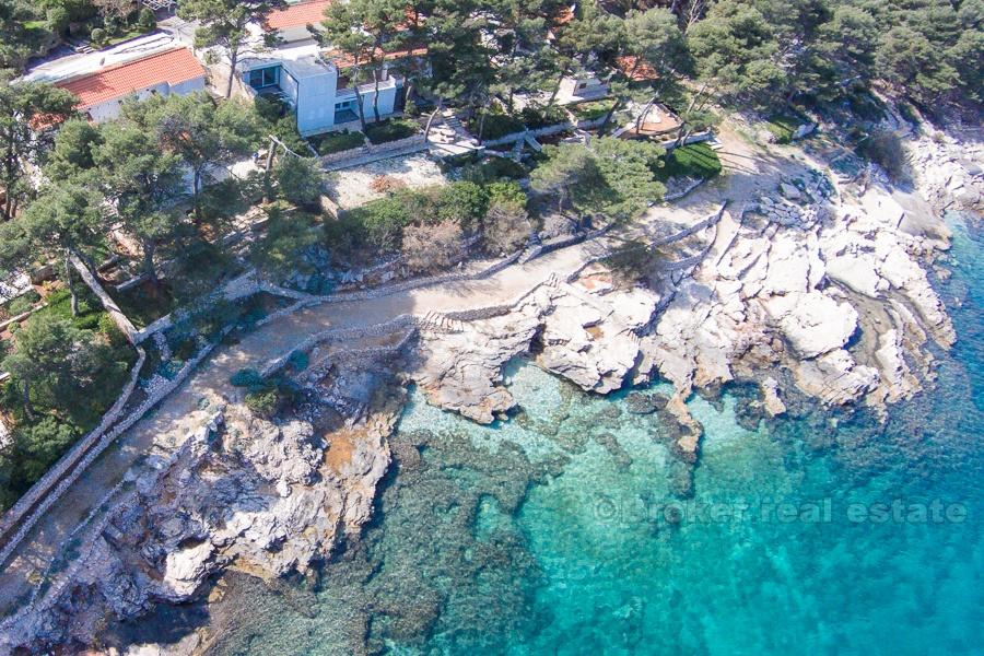 Appartement d'une chambre dans la première rangée de la mer