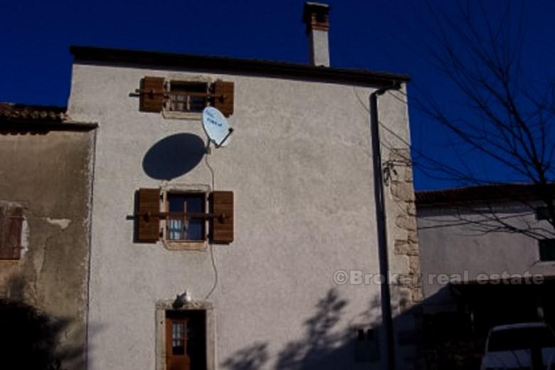 Maison / Villa sur trois étages, à vendre