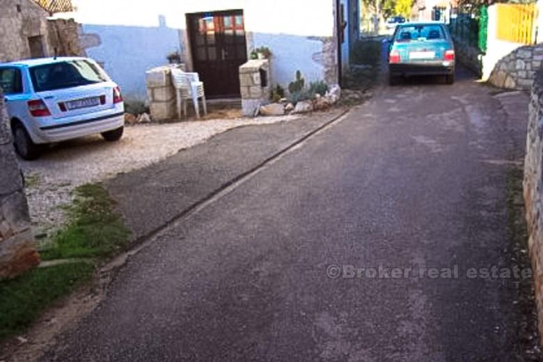 Maison / Villa sur trois étages, à vendre