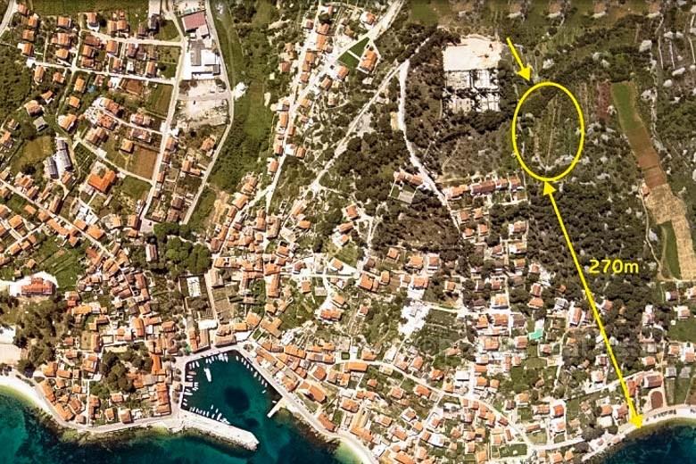 Progetto di villa su un terreno edificabile, in vendita