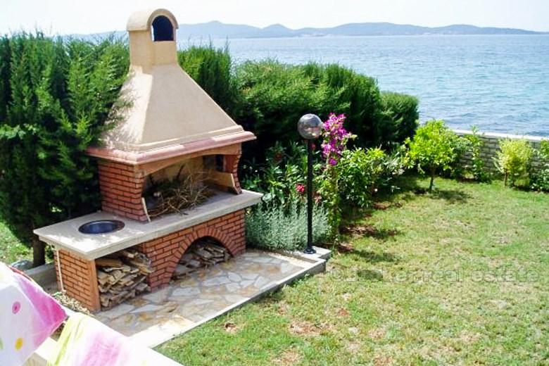 Maison / villa, première rangée de la mer
