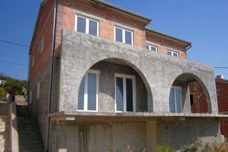 Uendelig hus / villa med havutsikt, til salgs